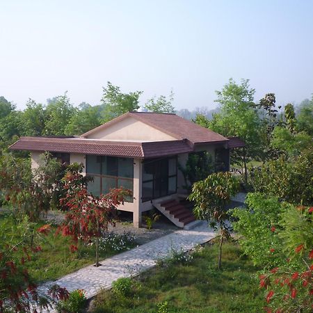 V Resorts Dudhwa Wilderness Camp Lakhimpur Exterior foto